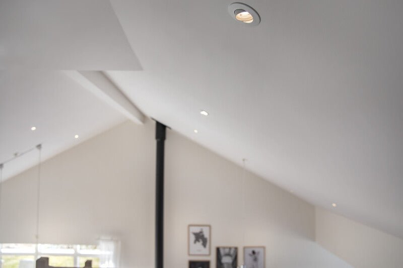 Alasvalo Hide-a-Lite Comfort Twist Tilt IP44 470lm 6.5W Valkoinen - KarelianStore