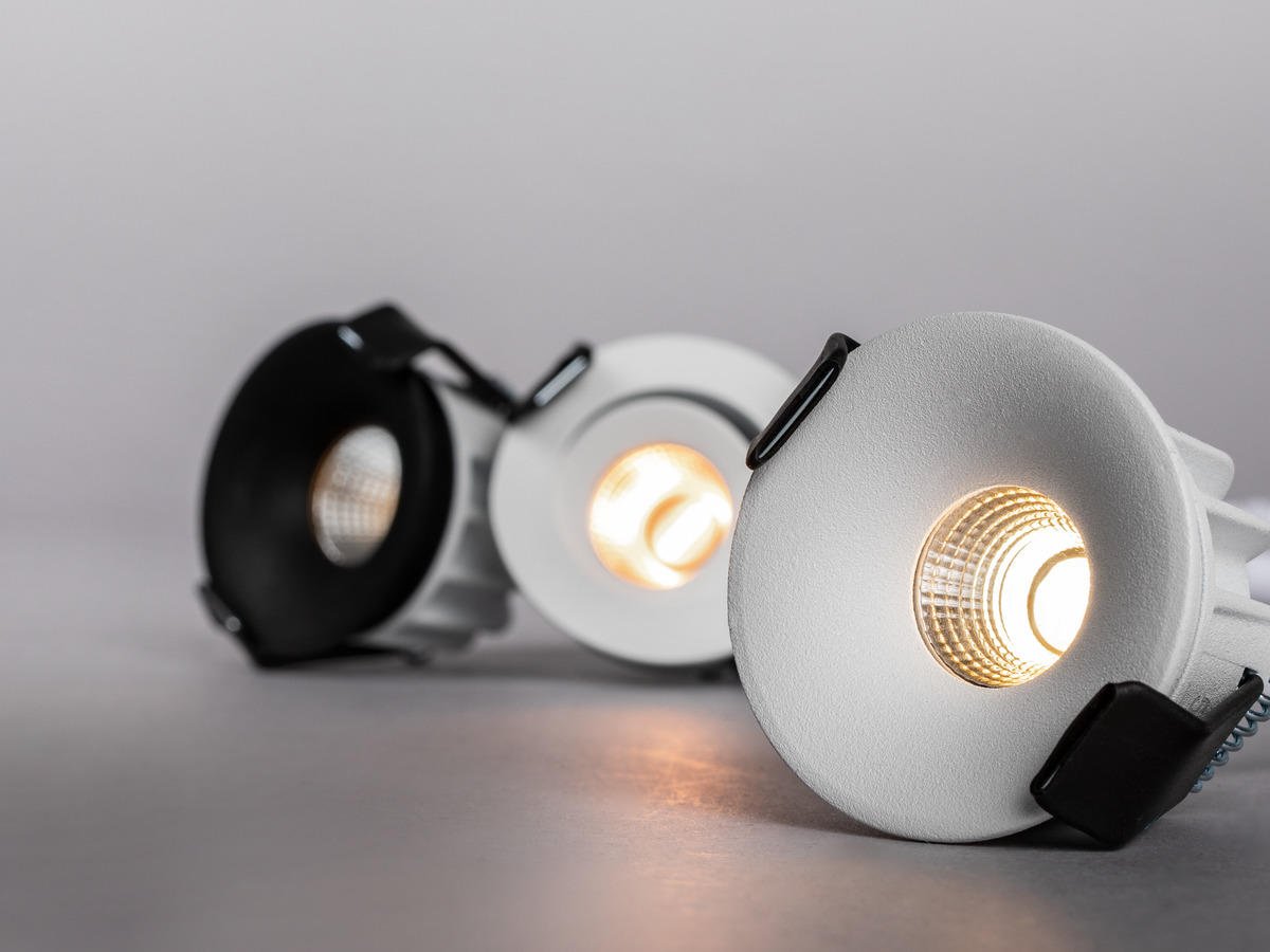 Alasvalo Hide-a-Lite Optic Deep XS IP44 230lm 4W 3000K Valkoinen - KarelianStore