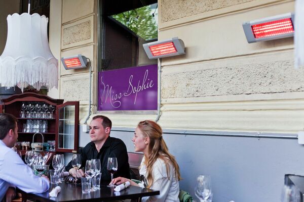 Säteilylämmitin Frico IHC18 1750W 230V IPX4 - KarelianStore