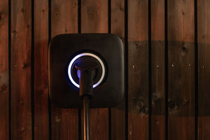 Latausasema Futurehome Charge EVSE 22 kW Musta