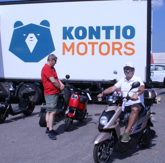e-Scooter 2.0, Gold 1,4kWh lithium akku ja 3A laturi