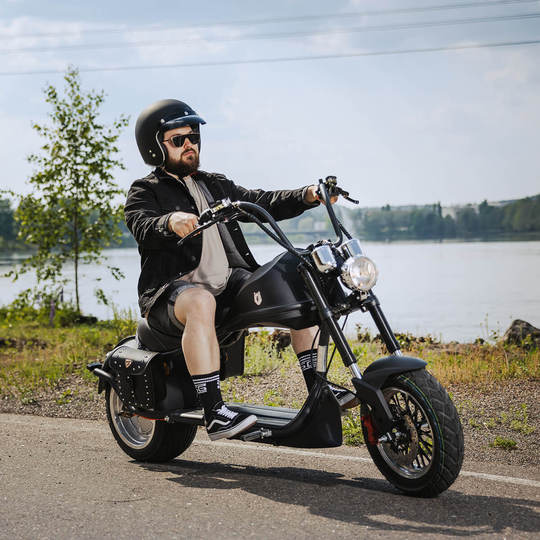 Kruiser Heritage Black 0,9kWh akulla