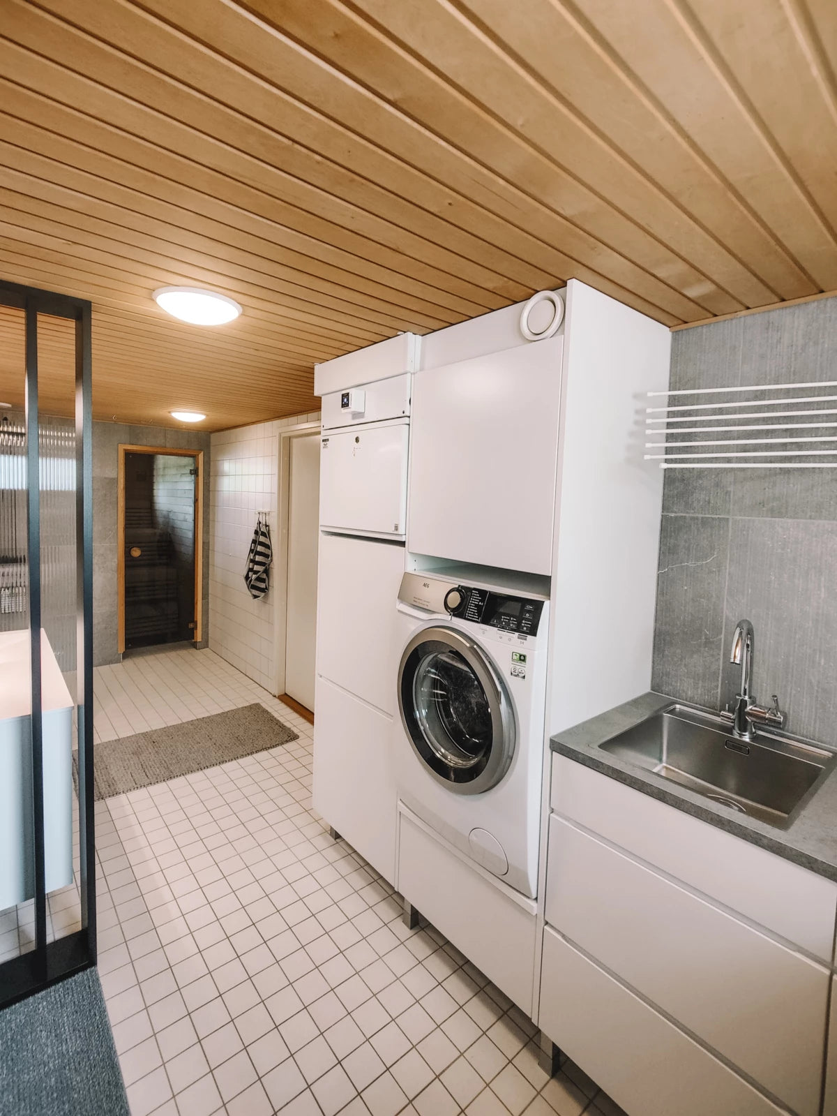 Swegon CASA W4xs Genius L 1240 W ABP RH -ilmanvaihtokone