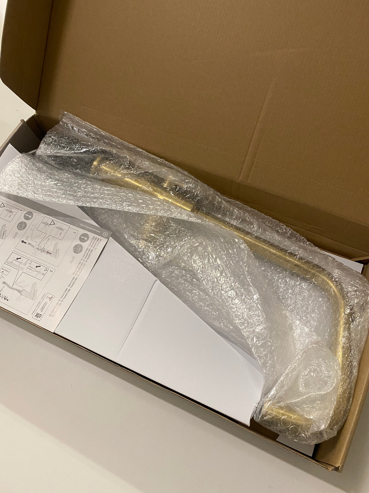 Keittiöhana Gustavsberg Epic Messinki pesukoneventtiilillä (Outlet)