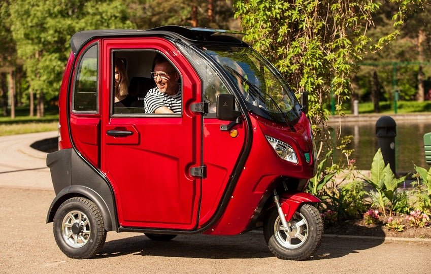 Autokruiser, Burgundy red 7.2kWh litium akku ja 10A laturi - KarelianStore