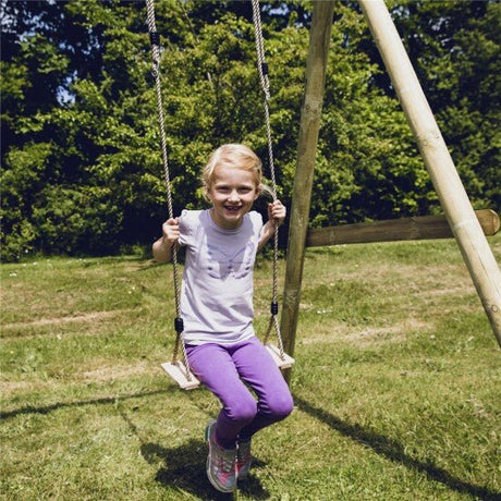 Keinuistuin, puinen, sis. Köyden NORDIC PLAY - KarelianStore