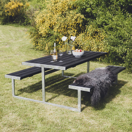 Picnic - pöytäsetti "LOKE", mustaksi petsattu puu ja galvanoitu runko, 180 x 185 cm HORTUS - KarelianStore