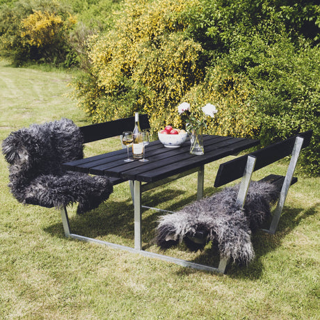 Picnic - pöytäsetti "SIF", mustaksi petsattu puu ja galvanoitu runko, 180 x 185 cm HORTUS - KarelianStore