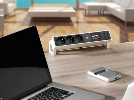 Pistorasia Bachmann 2 - osainen + USB 60W - KarelianStore
