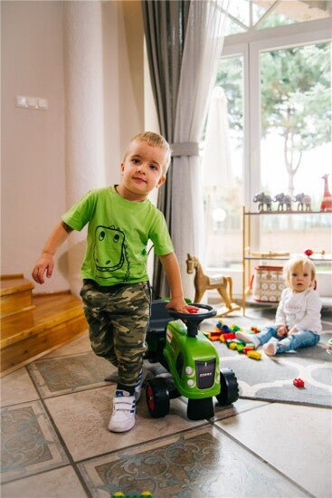 Ride - on traktori peräkärryllä, haravalla ja lapiolla baby Claas FALK - KarelianStore