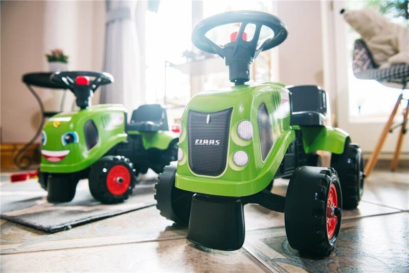 Ride - on traktori peräkärryllä, haravalla ja lapiolla baby Claas FALK - KarelianStore
