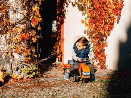 Ride - on traktori peräkärryllä, haravalla ja lapiolla baby Kubota FALK - KarelianStore