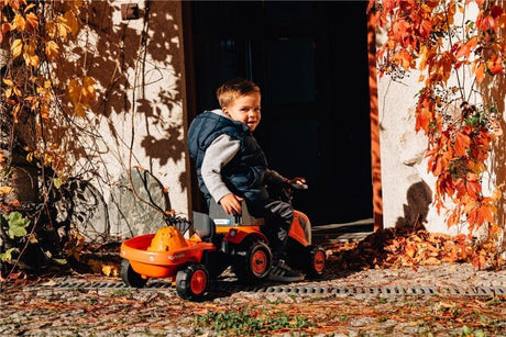 Ride - on traktori peräkärryllä, haravalla ja lapiolla baby Kubota FALK - KarelianStore