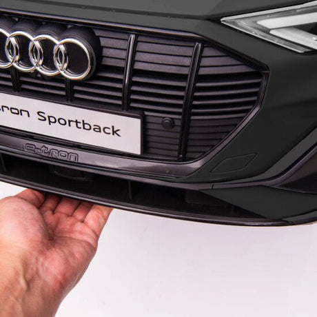 Sähköauto Q4 e - tron Sportsback 4X12V moottorit, EVA - renkaat - KarelianStore