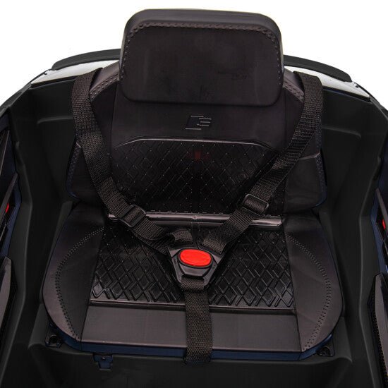 Sähköauto Q4 e - tron Sportsback 4X12V moottorit, EVA - renkaat - KarelianStore