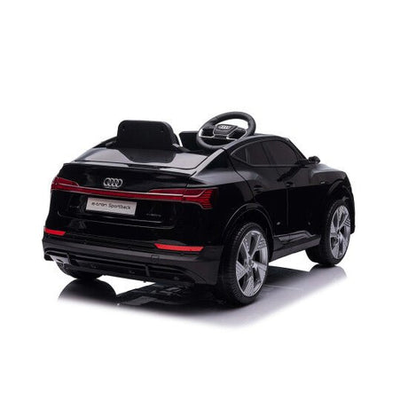 Sähköauto Q4 e - tron Sportsback 4X12V moottorit, EVA - renkaat - KarelianStore