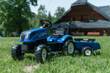 Traktori peräkärryllä FALK New Holland - KarelianStore