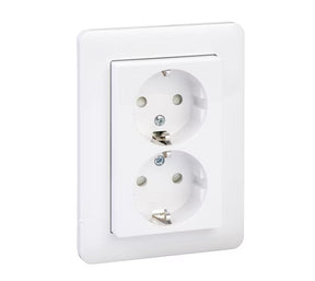 Pistorasia Schneider Electric Keskiölevyllä Maadoitettu Valkoinen 5 kpl - KarelianStore