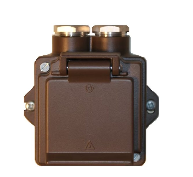 Pistorasia Selcast 1-osainen 16A IP44 2xPk16 Silum Ruskea - KarelianStore