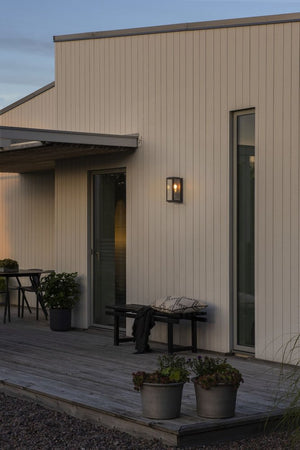 Seinävalaisin Konstmide Carpi 7348-750 IP44 E27 Musta - KarelianStore