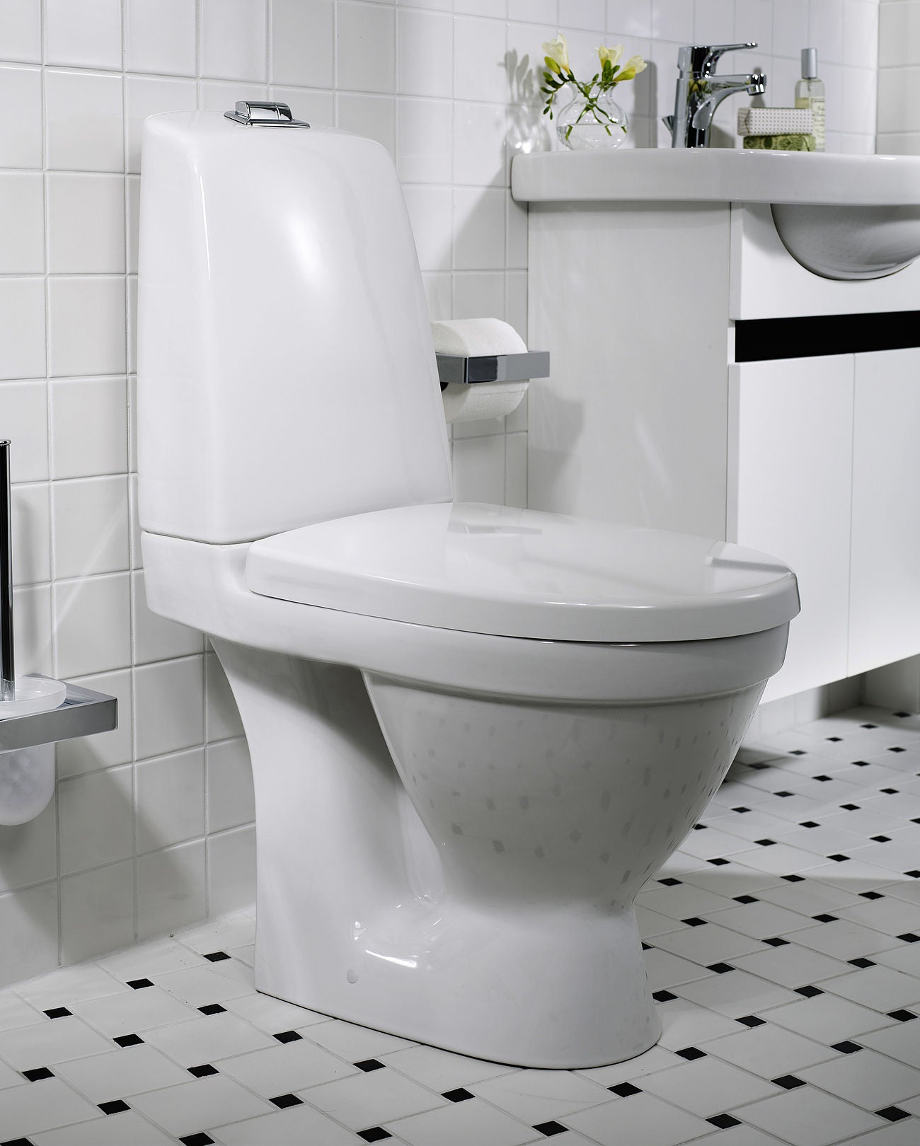 WC-istuinkansi Gustavsberg Nautic + HF - KarelianStore